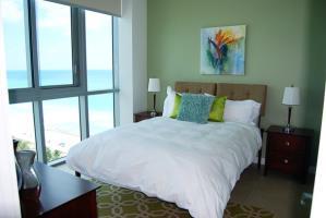 Miami Vacations Corporate - Monte Carlo Apartment *